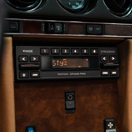 RETROSOUND Displayeinheit Grand Prix