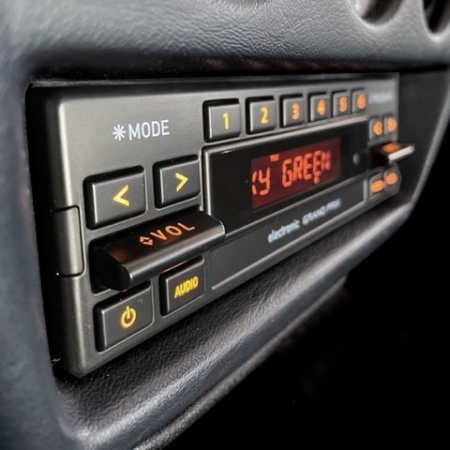 RETROSOUND Displayeinheit Grand Prix